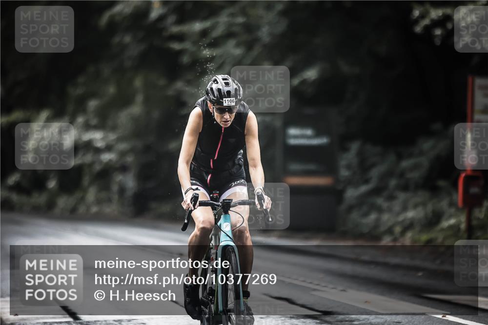 13.09.2026 - Stadtparktriathlon H.Heesch http://msf.ph/oto/10377269 13.09.2026 12:19:05 Radfahren 1106, 1132, 1152 meine-sportfotos.de