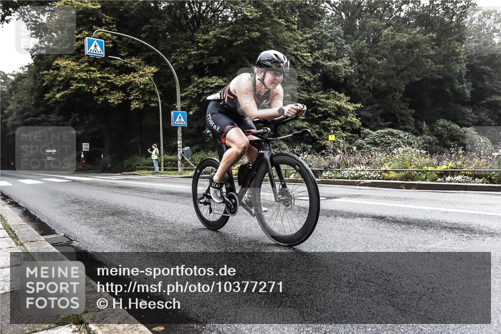 13.09.2026 - Stadtparktriathlon H.Heesch http://msf.ph/oto/10377271 13.09.2026 09:32:52 Radfahren 175, 196 meine-sportfotos.de