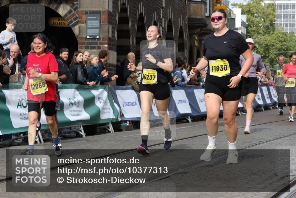 13.09.2026 - 21. swb-Marathon Bremen Strokosch-Dieckow http://msf.ph/oto/10377313 13.09.2026 11:03:26 Ziel 10150, 10185, 10195, 10528, 10531, 10598, 10715, 10727, 10731, 10959, 11070, 11095, 11313, 11493, 11676, 11697, 11830, 11836, 12214, 12421, 12432, 12448, 12483, 10090, 10091, 10327, 10420, 10569, 10902, 10950, 11211, 11411, 11595, 11655, 11746, 12074 meine-sportfotos.de
