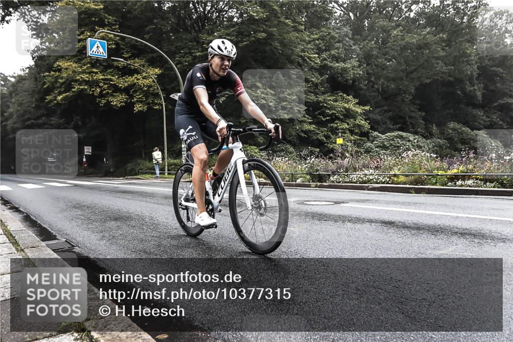13.09.2026 - Stadtparktriathlon H.Heesch http://msf.ph/oto/10377315 13.09.2026 09:34:03 Radfahren 153, 191 meine-sportfotos.de