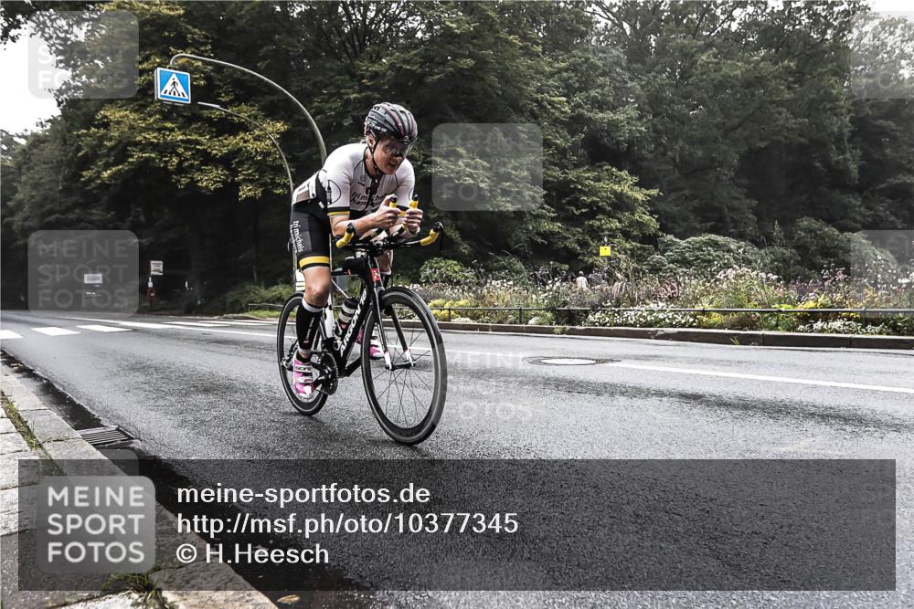 13.09.2026 - Stadtparktriathlon H.Heesch http://msf.ph/oto/10377345 13.09.2026 09:34:44 Radfahren 181 meine-sportfotos.de