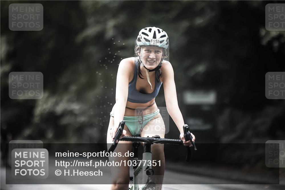 13.09.2026 - Stadtparktriathlon H.Heesch http://msf.ph/oto/10377351 13.09.2026 12:19:11 Radfahren 1106, 1152, 1169 meine-sportfotos.de
