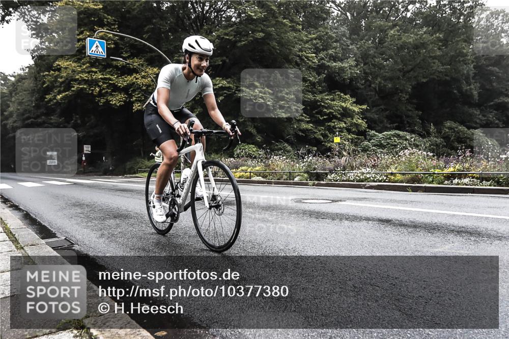 13.09.2026 - Stadtparktriathlon H.Heesch http://msf.ph/oto/10377380 13.09.2026 09:35:37 Radfahren 155 meine-sportfotos.de