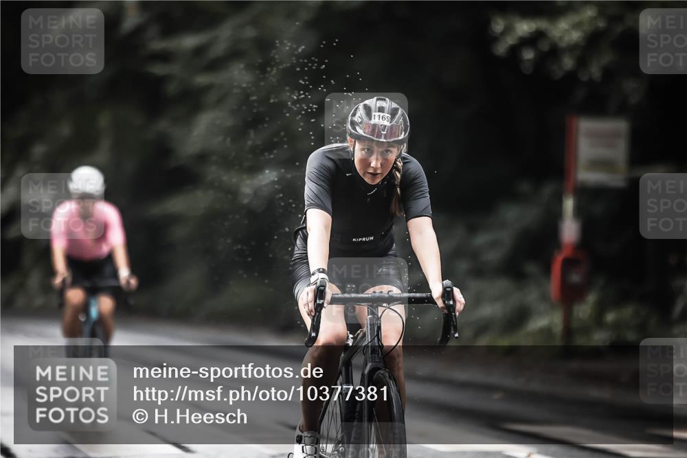 13.09.2026 - Stadtparktriathlon H.Heesch http://msf.ph/oto/10377381 13.09.2026 12:19:17 Radfahren 1020, 1145, 1152, 1169, 1173 meine-sportfotos.de