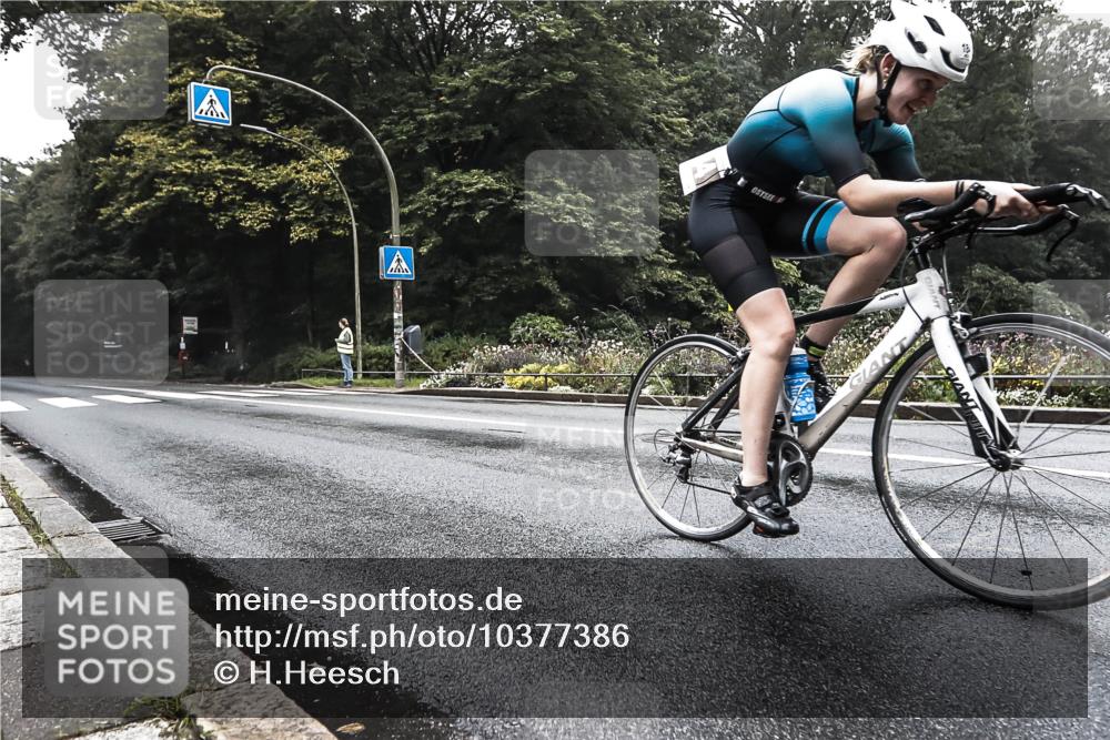 13.09.2026 - Stadtparktriathlon H.Heesch http://msf.ph/oto/10377386 13.09.2026 09:35:43 Radfahren 184 meine-sportfotos.de