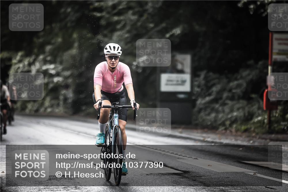 13.09.2026 - Stadtparktriathlon H.Heesch http://msf.ph/oto/10377390 13.09.2026 12:19:18 Radfahren 972, 1020, 1075, 1145, 1169, 1173 meine-sportfotos.de