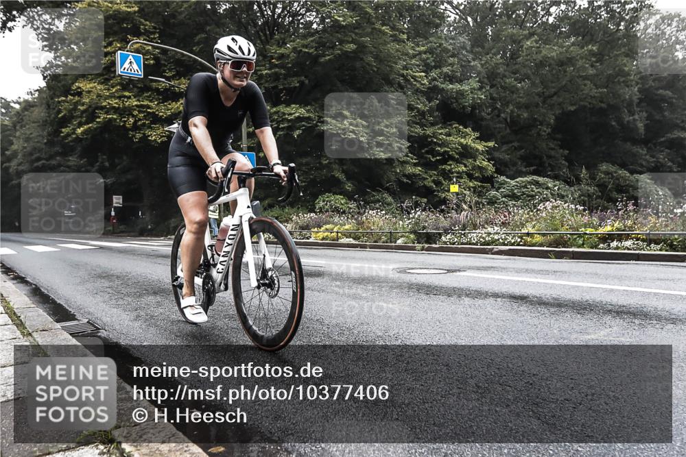13.09.2026 - Stadtparktriathlon H.Heesch http://msf.ph/oto/10377406 13.09.2026 09:35:54 Radfahren 158 meine-sportfotos.de