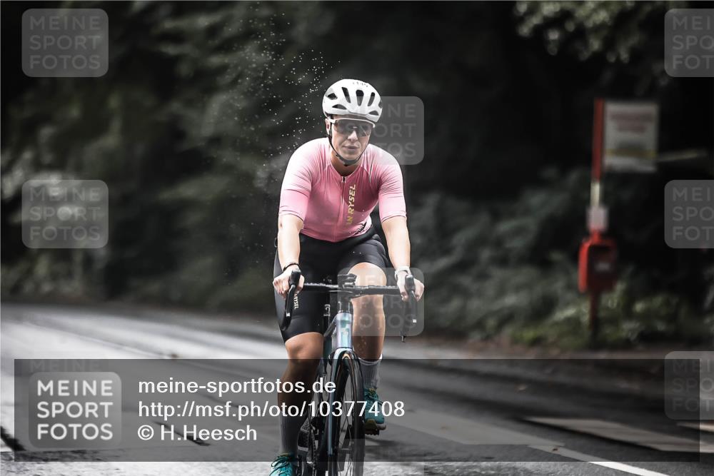 13.09.2026 - Stadtparktriathlon H.Heesch http://msf.ph/oto/10377408 13.09.2026 12:19:19 Radfahren 972, 1020, 1075, 1145, 1169, 1173 meine-sportfotos.de