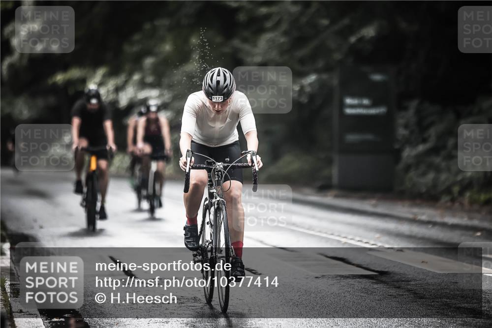 13.09.2026 - Stadtparktriathlon H.Heesch http://msf.ph/oto/10377414 13.09.2026 12:19:21 Radfahren 972, 1020, 1075, 1145, 1169, 1173 meine-sportfotos.de