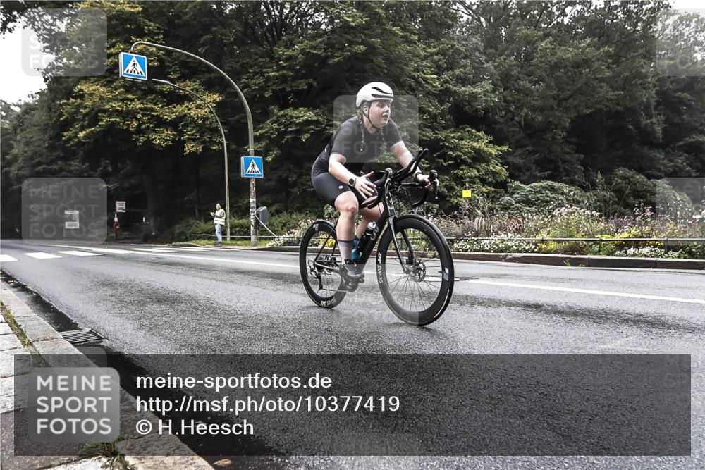 13.09.2026 - Stadtparktriathlon H.Heesch http://msf.ph/oto/10377419 13.09.2026 09:36:11 Radfahren 198 meine-sportfotos.de