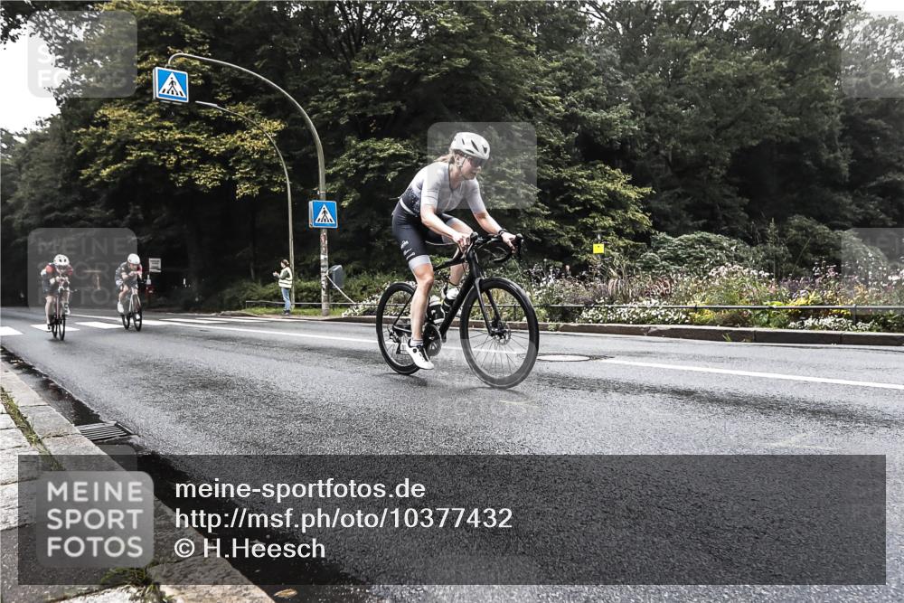 13.09.2026 - Stadtparktriathlon H.Heesch http://msf.ph/oto/10377432 13.09.2026 09:36:31 Radfahren 163, 178, 189, 192 meine-sportfotos.de