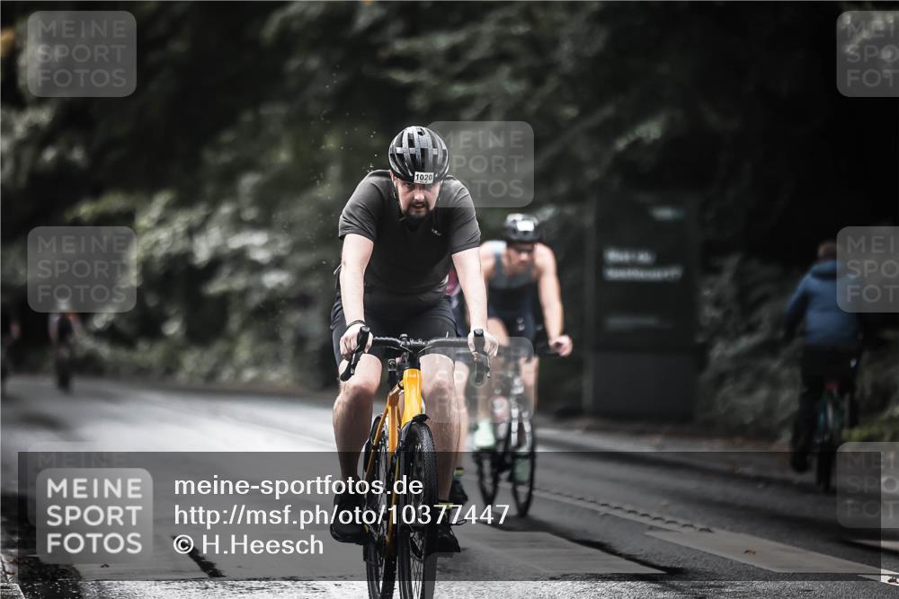 13.09.2026 - Stadtparktriathlon H.Heesch http://msf.ph/oto/10377447 13.09.2026 12:19:23 Radfahren 972, 1020, 1075, 1145, 1169, 1173 meine-sportfotos.de