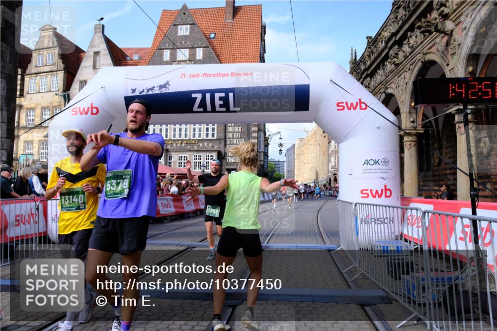 13.09.2026 - 21. swb-Marathon Bremen Tim E. http://msf.ph/oto/10377450 13.09.2026 13:13:20 Ziel 313, 868, 987, 1207, 1513, 2442, 2498, 2559, 2801, 2858, 3625, 4582, 5379, 5769, 5965, 6349, 7874, 8291, 8419, 8798, 9092, 9217, 13140 meine-sportfotos.de
