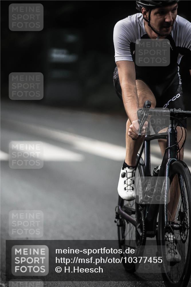 13.09.2026 - Stadtparktriathlon H.Heesch http://msf.ph/oto/10377455 13.09.2026 10:59:03 Radfahren 491, 505, 527, 544, 582, 655, 696 meine-sportfotos.de