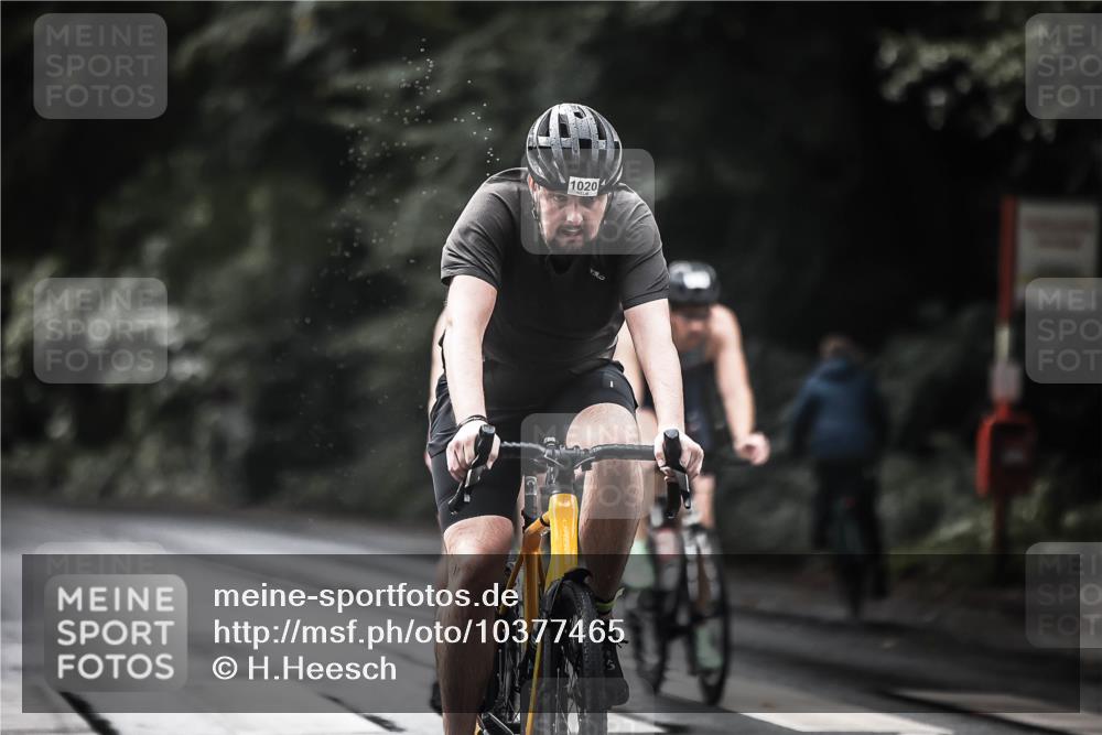 13.09.2026 - Stadtparktriathlon H.Heesch http://msf.ph/oto/10377465 13.09.2026 12:19:23 Radfahren 972, 1020, 1075, 1145, 1169, 1173 meine-sportfotos.de