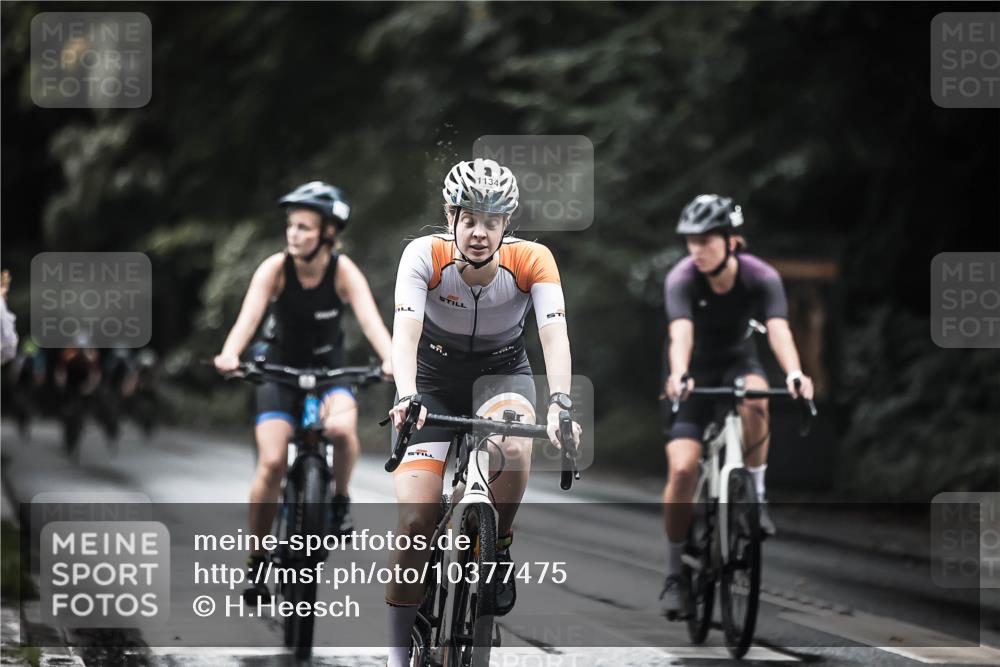 13.09.2026 - Stadtparktriathlon H.Heesch http://msf.ph/oto/10377475 13.09.2026 12:19:32 Radfahren 1134, 1148, 1158, 1181 meine-sportfotos.de