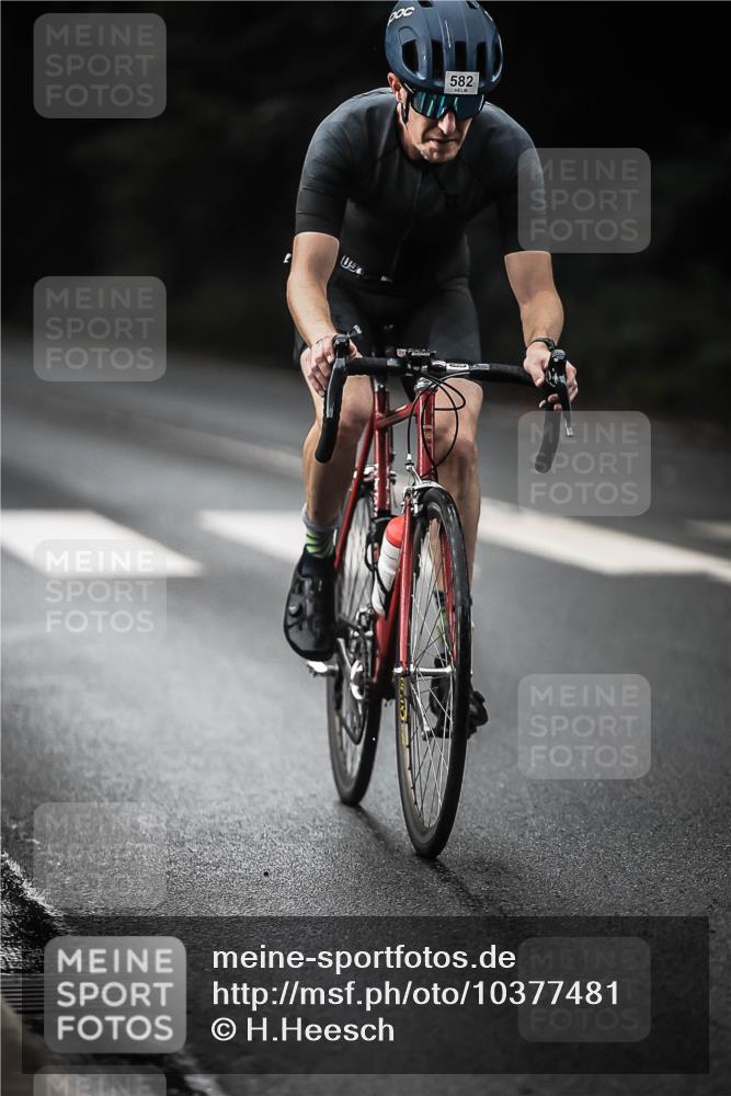 13.09.2026 - Stadtparktriathlon H.Heesch http://msf.ph/oto/10377481 13.09.2026 10:59:05 Radfahren 491, 505, 527, 544, 582, 583, 655, 696 meine-sportfotos.de