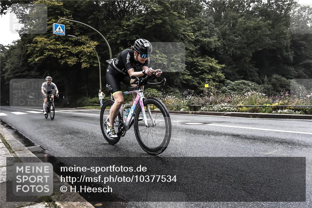 13.09.2026 - Stadtparktriathlon H.Heesch http://msf.ph/oto/10377534 13.09.2026 09:38:15 Radfahren 156, 193 meine-sportfotos.de