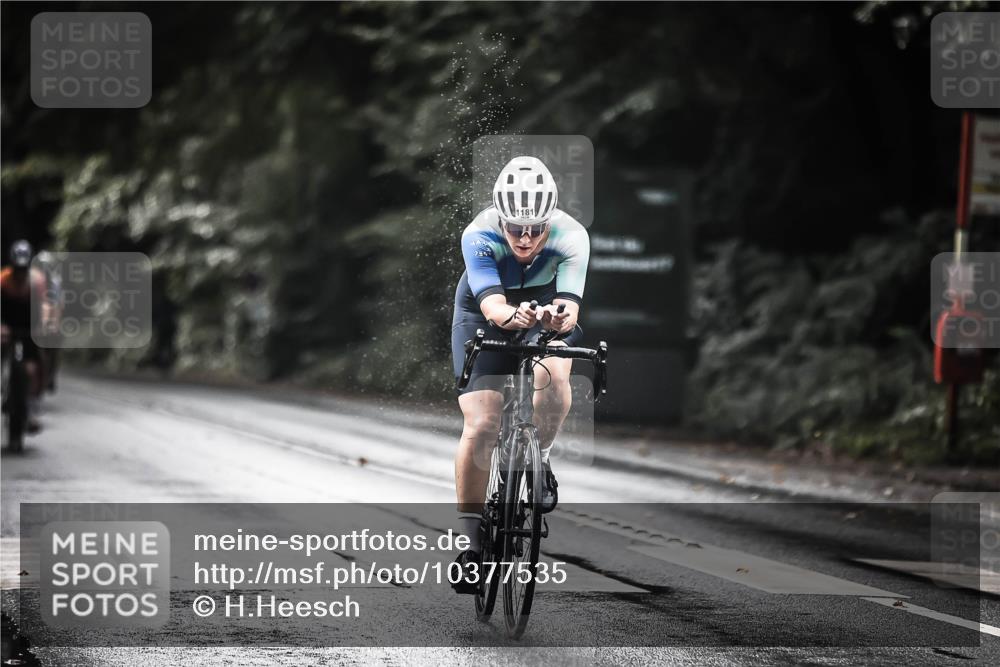 13.09.2026 - Stadtparktriathlon H.Heesch http://msf.ph/oto/10377535 13.09.2026 12:19:35 Radfahren 1045, 1098, 1112, 1134, 1148, 1158, 1177, 1181 meine-sportfotos.de