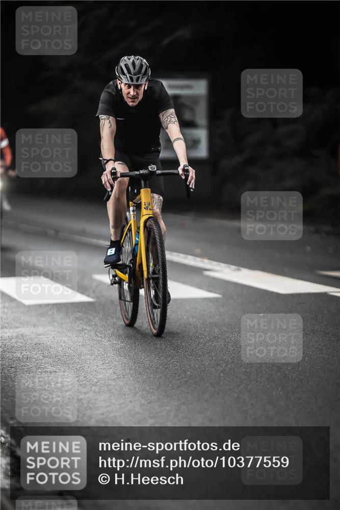 13.09.2026 - Stadtparktriathlon H.Heesch http://msf.ph/oto/10377559 13.09.2026 10:59:10 Radfahren 505, 530, 544, 582, 583, 674, 677 meine-sportfotos.de