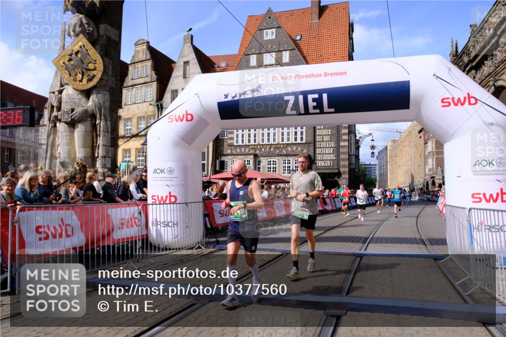 13.09.2026 - 21. swb-Marathon Bremen Tim E. http://msf.ph/oto/10377560 13.09.2026 13:13:24 Ziel 280, 313, 621, 868, 987, 1207, 2498, 2559, 2801, 2858, 3566, 3625, 4582, 5345, 5379, 5769, 6349, 7874, 8291, 8419, 8464, 9092, 9217, 13140 meine-sportfotos.de