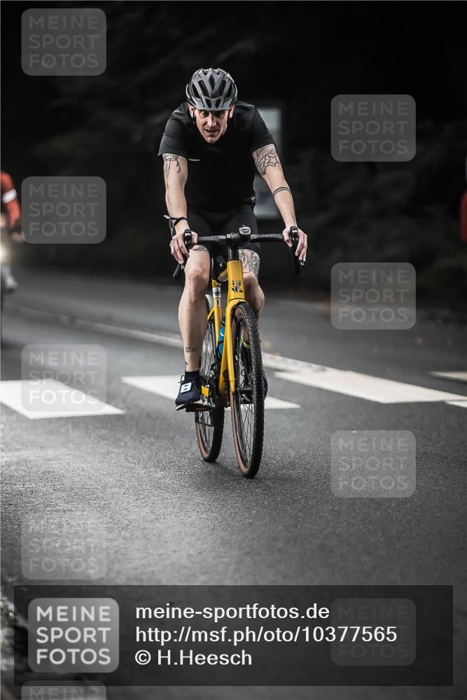 13.09.2026 - Stadtparktriathlon H.Heesch http://msf.ph/oto/10377565 13.09.2026 10:59:10 Radfahren 505, 530, 544, 582, 583, 674, 677 meine-sportfotos.de