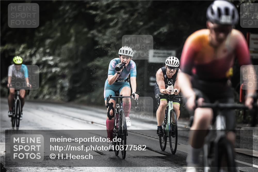 13.09.2026 - Stadtparktriathlon H.Heesch http://msf.ph/oto/10377582 13.09.2026 12:19:39 Radfahren 1045, 1098, 1112, 1148, 1158, 1177, 1181 meine-sportfotos.de