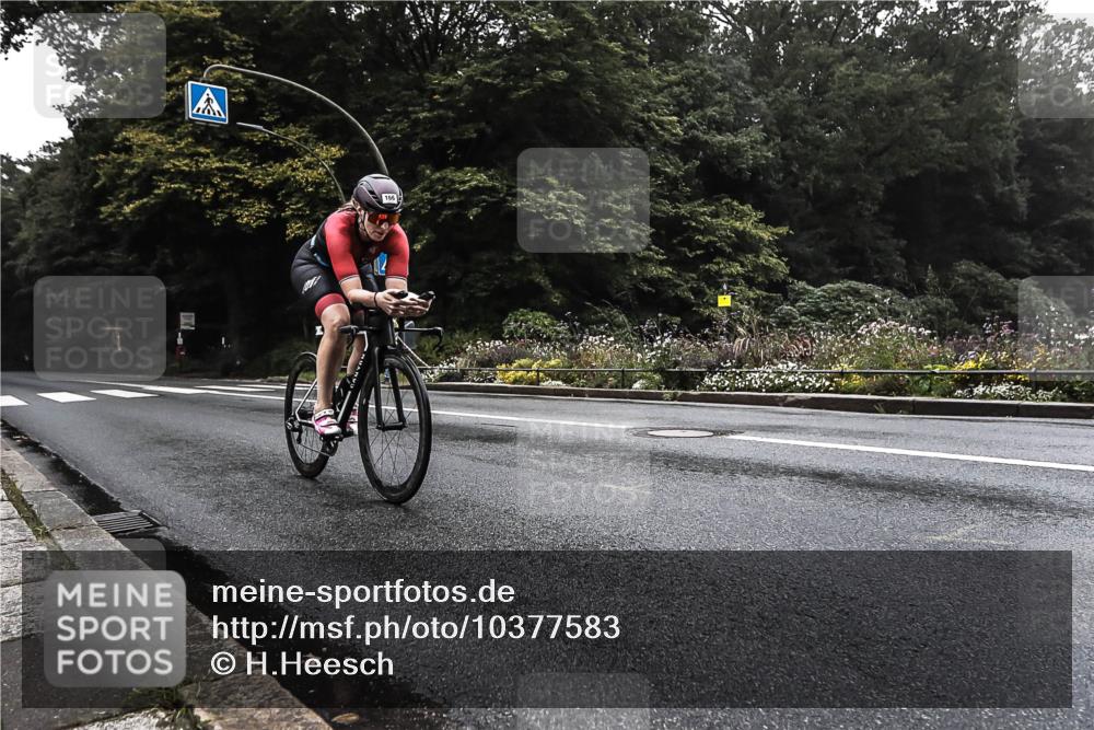 13.09.2026 - Stadtparktriathlon H.Heesch http://msf.ph/oto/10377583 13.09.2026 09:39:19 Radfahren 166, 204 meine-sportfotos.de
