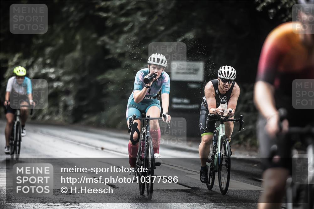 13.09.2026 - Stadtparktriathlon H.Heesch http://msf.ph/oto/10377586 13.09.2026 12:19:39 Radfahren 1045, 1098, 1112, 1148, 1158, 1177, 1181 meine-sportfotos.de