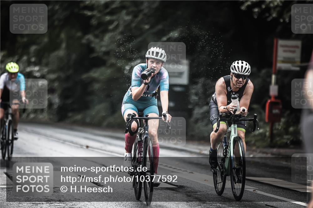 13.09.2026 - Stadtparktriathlon H.Heesch http://msf.ph/oto/10377592 13.09.2026 12:19:40 Radfahren 1045, 1098, 1112, 1177, 1181 meine-sportfotos.de