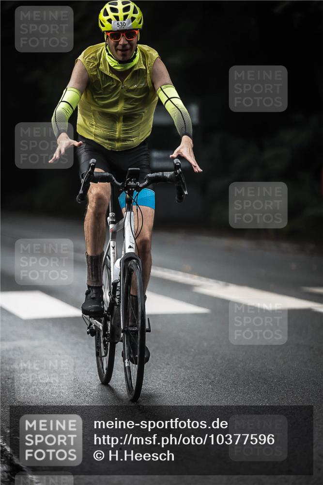 13.09.2026 - Stadtparktriathlon H.Heesch http://msf.ph/oto/10377596 13.09.2026 10:59:14 Radfahren 530, 544, 583, 614, 674, 677 meine-sportfotos.de
