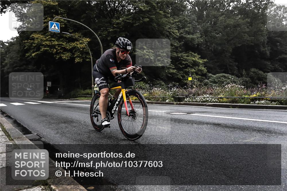 13.09.2026 - Stadtparktriathlon H.Heesch http://msf.ph/oto/10377603 13.09.2026 09:39:56 Radfahren 207 meine-sportfotos.de