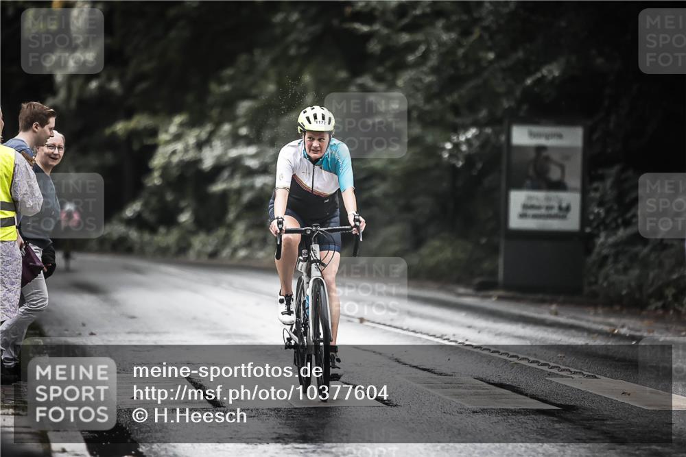 13.09.2026 - Stadtparktriathlon H.Heesch http://msf.ph/oto/10377604 13.09.2026 12:19:41 Radfahren 980, 1037, 1045, 1098, 1112, 1177, 1181 meine-sportfotos.de