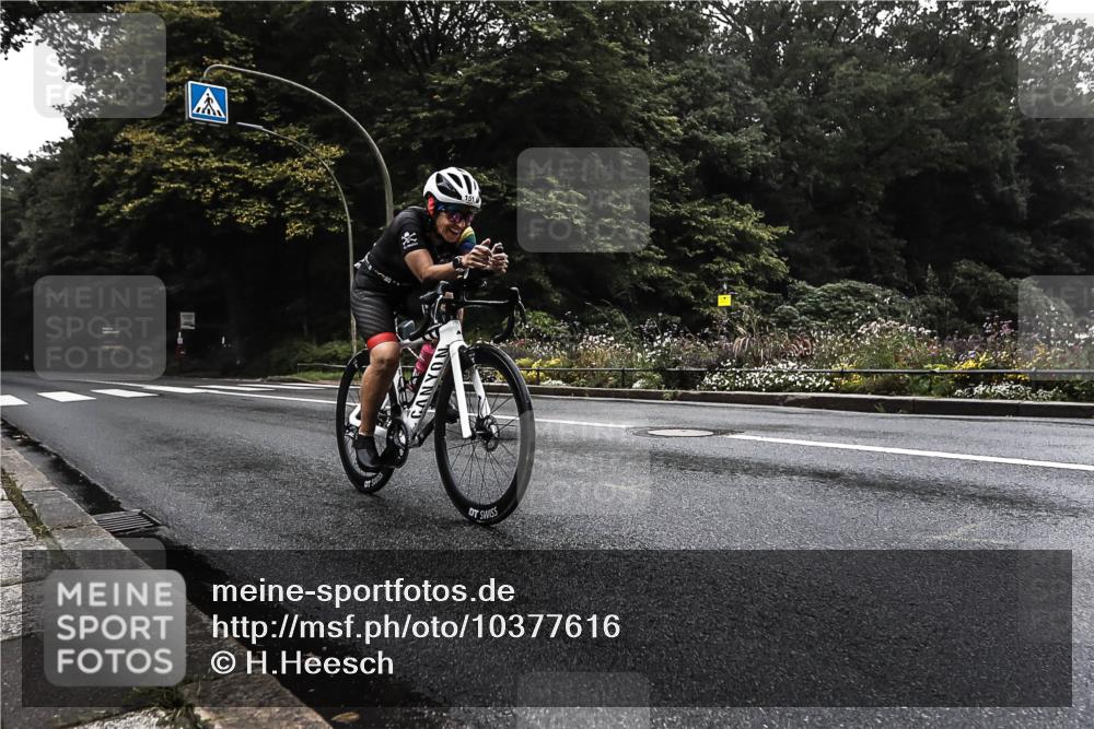 13.09.2026 - Stadtparktriathlon H.Heesch http://msf.ph/oto/10377616 13.09.2026 09:40:19 Radfahren 151 meine-sportfotos.de