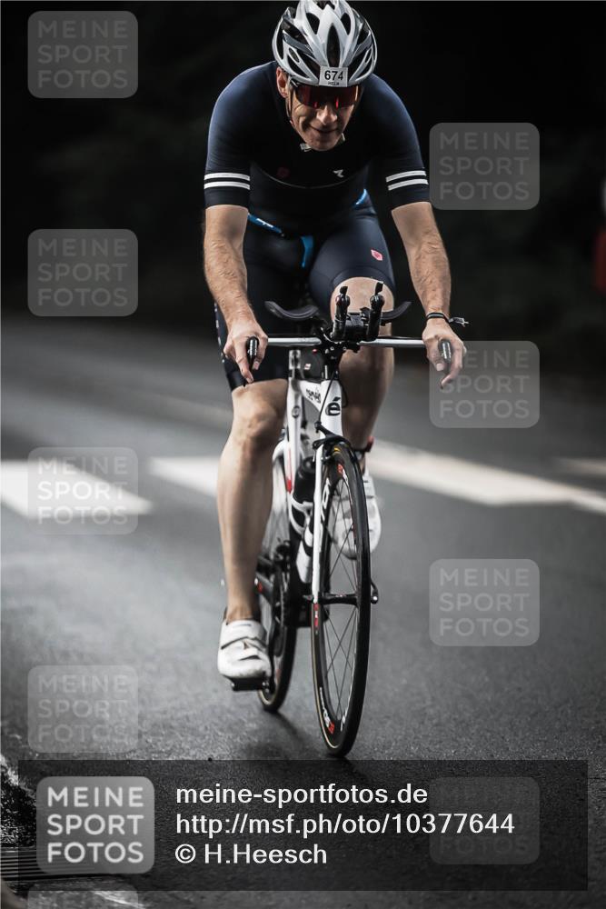 13.09.2026 - Stadtparktriathlon H.Heesch http://msf.ph/oto/10377644 13.09.2026 10:59:17 Radfahren 530, 564, 583, 614, 674, 677 meine-sportfotos.de