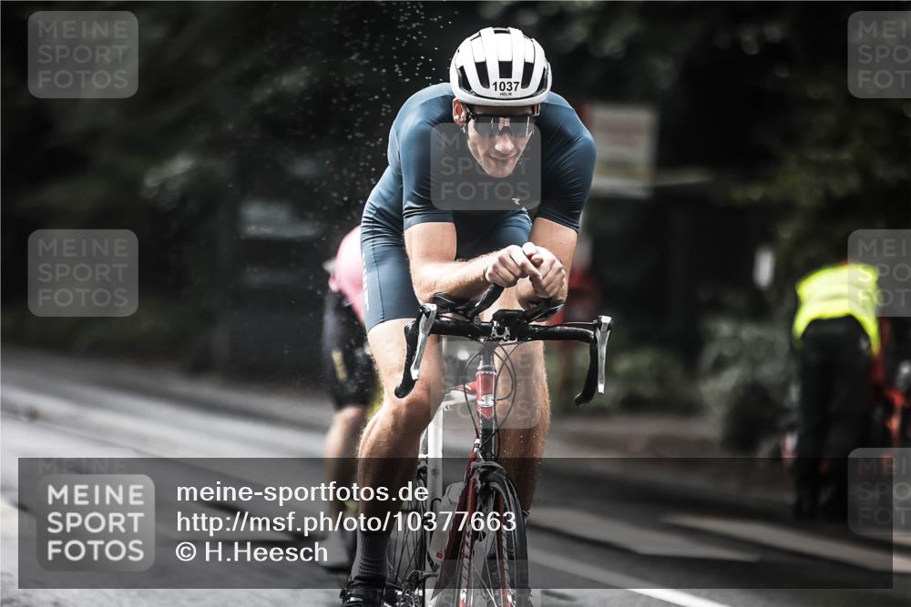 13.09.2026 - Stadtparktriathlon H.Heesch http://msf.ph/oto/10377663 13.09.2026 12:19:48 Radfahren 980, 1037, 1077, 1137 meine-sportfotos.de