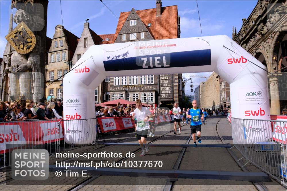 13.09.2026 - 21. swb-Marathon Bremen Tim E. http://msf.ph/oto/10377670 13.09.2026 13:13:28 Ziel 280, 313, 621, 868, 987, 1207, 2498, 2559, 2962, 3566, 3625, 4582, 5345, 5769, 6038, 6349, 6394, 7874, 8197, 8291, 8419, 8464, 9092, 9217 meine-sportfotos.de