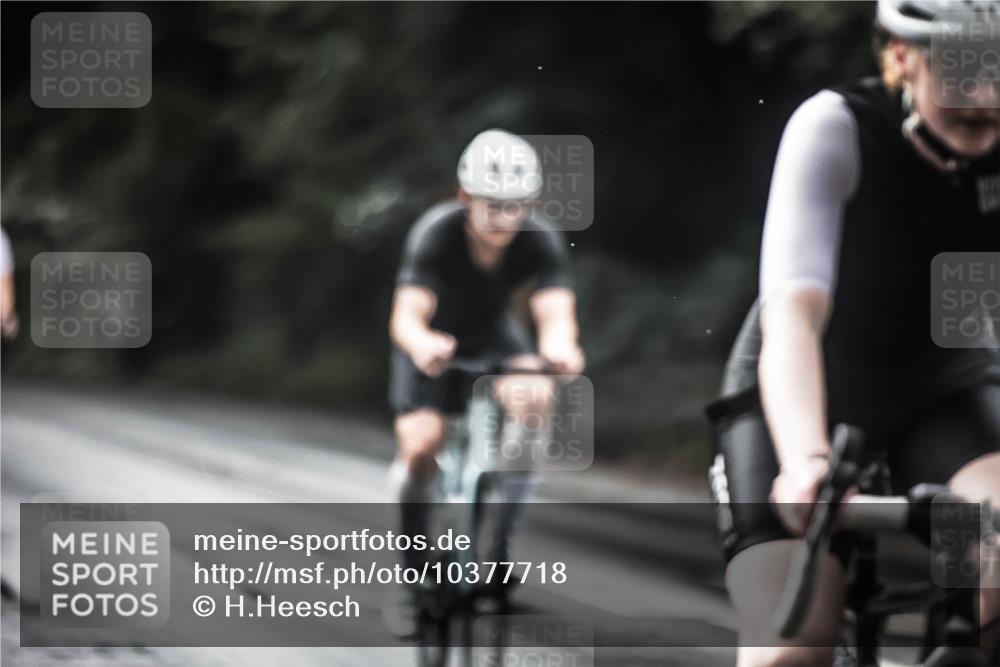 13.09.2026 - Stadtparktriathlon H.Heesch http://msf.ph/oto/10377718 13.09.2026 12:19:55 Radfahren 955, 970, 1047, 1077, 1090, 1137, 1138, 1157 meine-sportfotos.de