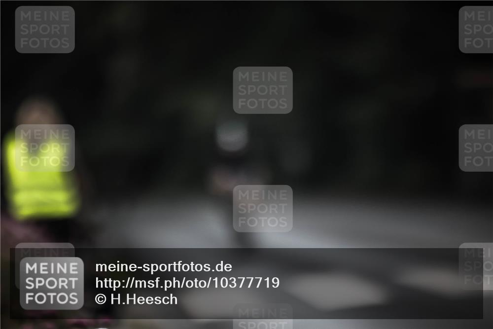 13.09.2026 - Stadtparktriathlon H.Heesch http://msf.ph/oto/10377719 13.09.2026 10:59:23 Radfahren 481, 564, 614 meine-sportfotos.de