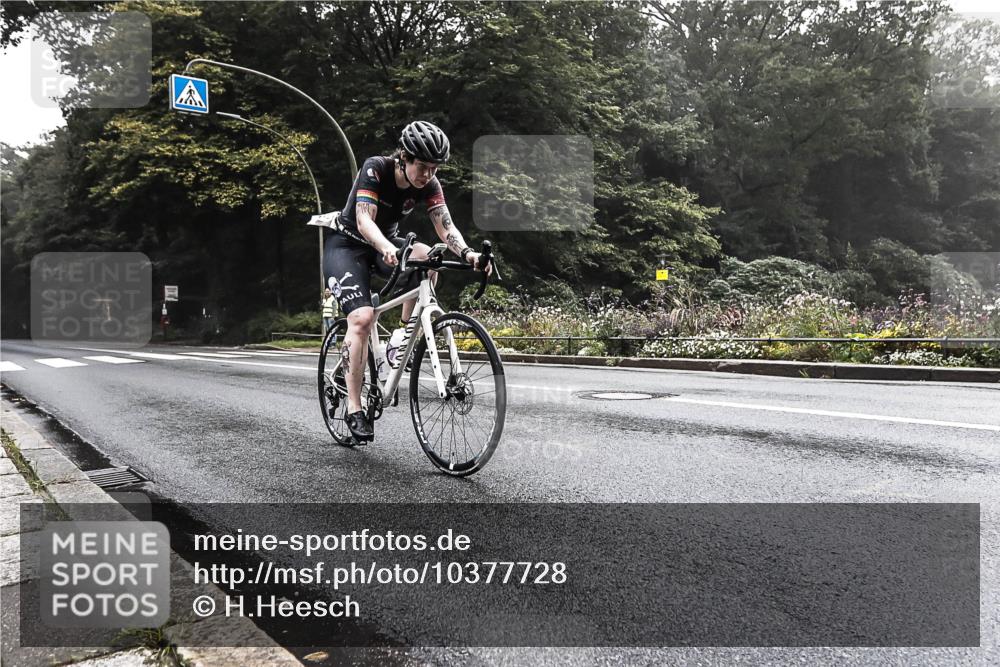 13.09.2026 - Stadtparktriathlon H.Heesch http://msf.ph/oto/10377728 13.09.2026 09:43:58 Radfahren 209 meine-sportfotos.de