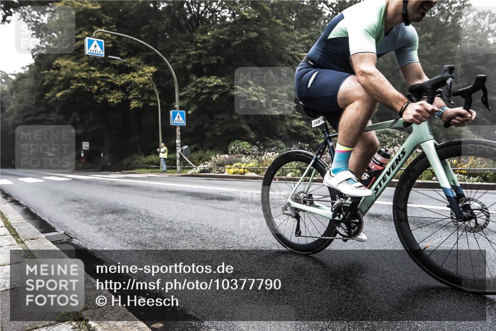 13.09.2026 - Stadtparktriathlon H.Heesch http://msf.ph/oto/10377790 13.09.2026 09:49:23 Radfahren 260 meine-sportfotos.de