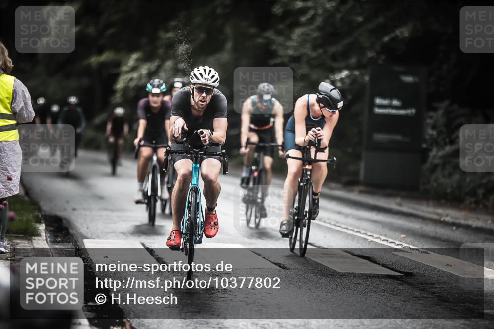 13.09.2026 - Stadtparktriathlon H.Heesch http://msf.ph/oto/10377802 13.09.2026 12:20:06 Radfahren 880, 938, 955, 985, 1024, 1028, 1047, 1056, 1067, 1087, 1120, 1138, 1149, 1187 meine-sportfotos.de