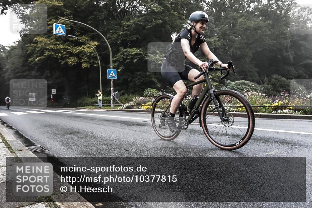 13.09.2026 - Stadtparktriathlon H.Heesch http://msf.ph/oto/10377815 13.09.2026 09:50:17 Radfahren 314, 321 meine-sportfotos.de