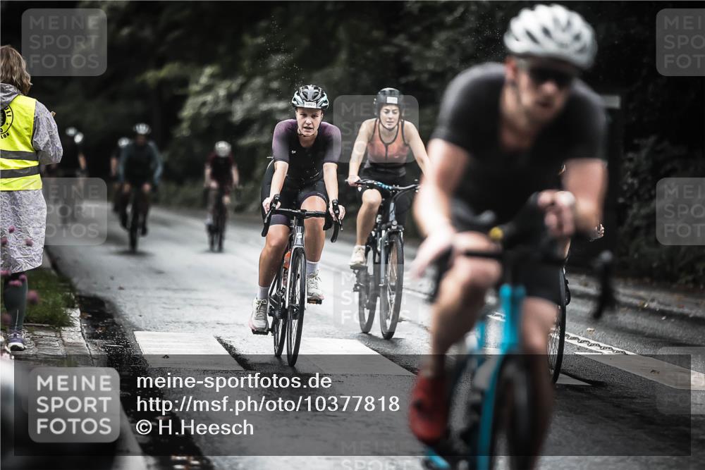 13.09.2026 - Stadtparktriathlon H.Heesch http://msf.ph/oto/10377818 13.09.2026 12:20:07 Radfahren 880, 938, 985, 1024, 1028, 1047, 1056, 1067, 1087, 1120, 1138, 1149, 1187 meine-sportfotos.de