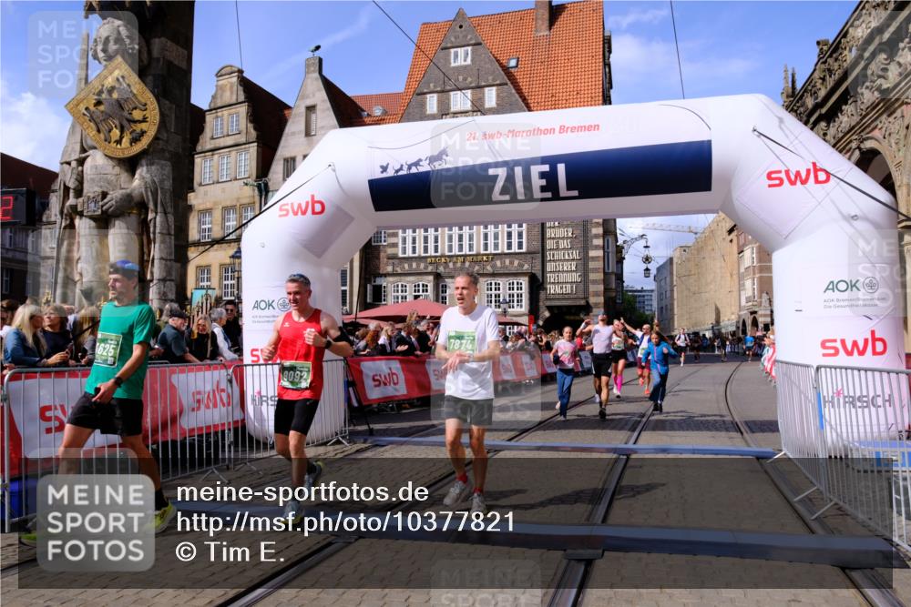 13.09.2026 - 21. swb-Marathon Bremen Tim E. http://msf.ph/oto/10377821 13.09.2026 13:13:31 Ziel 280, 313, 621, 868, 987, 1207, 2130, 2498, 2962, 3566, 3625, 4582, 5345, 5769, 6038, 6394, 7874, 8197, 8291, 8419, 8464, 9092 meine-sportfotos.de