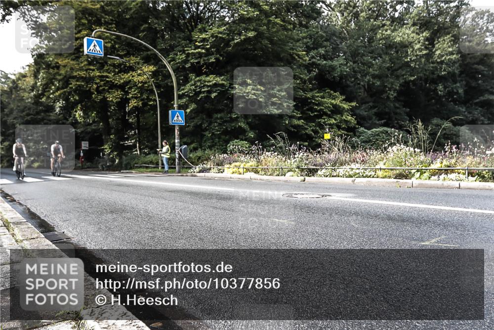 13.09.2026 - Stadtparktriathlon H.Heesch http://msf.ph/oto/10377856 13.09.2026 10:46:03 Radfahren 361, 566 meine-sportfotos.de