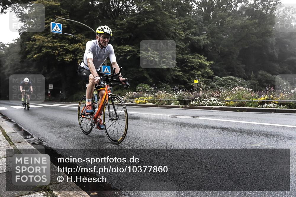 13.09.2026 - Stadtparktriathlon H.Heesch http://msf.ph/oto/10377860 13.09.2026 09:51:03 Radfahren 217, 227, 285 meine-sportfotos.de