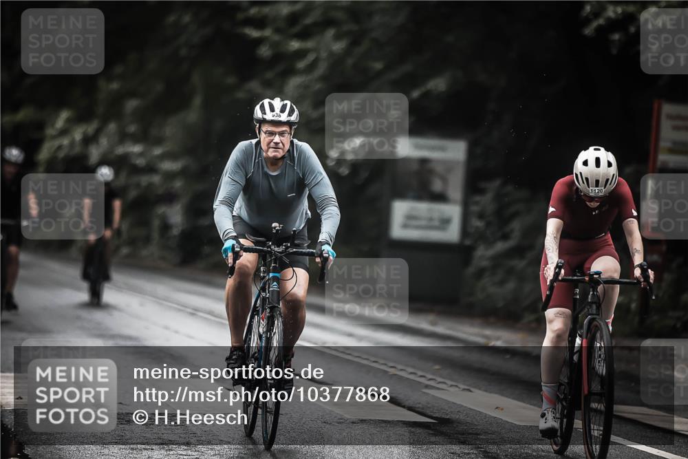 13.09.2026 - Stadtparktriathlon H.Heesch http://msf.ph/oto/10377868 13.09.2026 12:20:11 Radfahren 844, 938, 949, 1004, 1024, 1051, 1056, 1087, 1120, 1149, 1187 meine-sportfotos.de