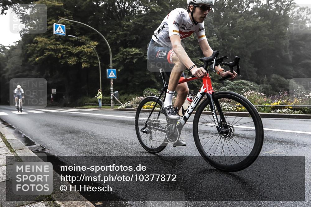 13.09.2026 - Stadtparktriathlon H.Heesch http://msf.ph/oto/10377872 13.09.2026 09:51:16 Radfahren 238, 322 meine-sportfotos.de