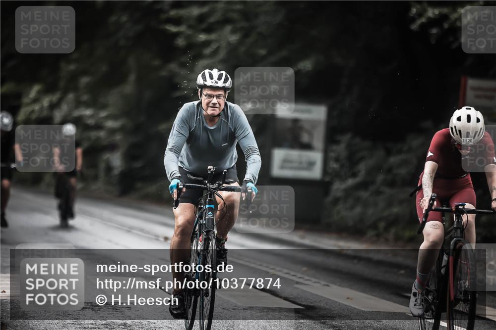 13.09.2026 - Stadtparktriathlon H.Heesch http://msf.ph/oto/10377874 13.09.2026 12:20:11 Radfahren 844, 938, 949, 1004, 1024, 1051, 1056, 1087, 1120, 1149, 1187 meine-sportfotos.de